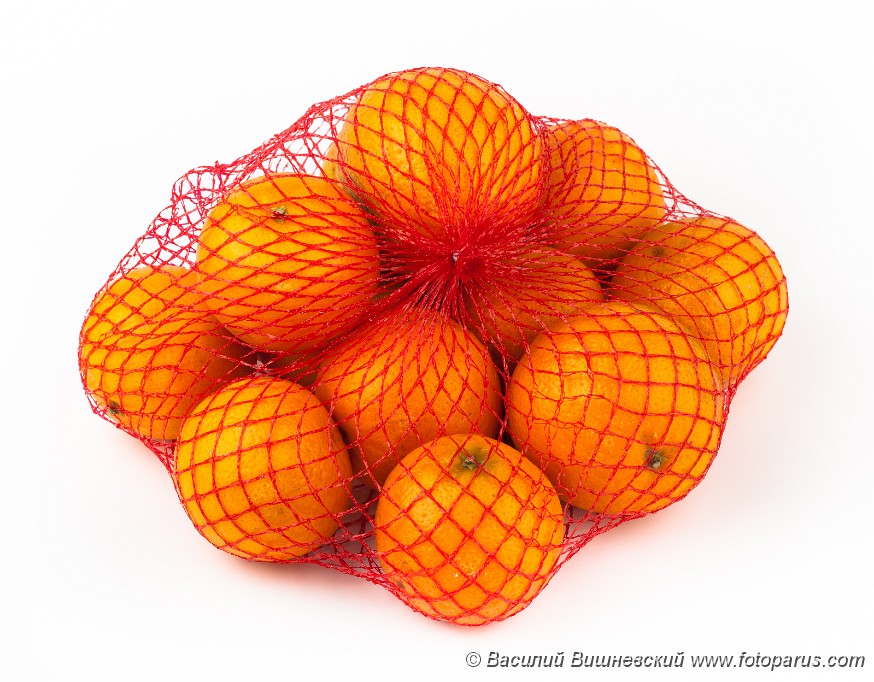 Citrus_reticulata_2010_0202_1610.jpg - Спелые сочные фрукты на белом фоне. Изолированно. Ripe juicy fruit on a white background. Cut Out